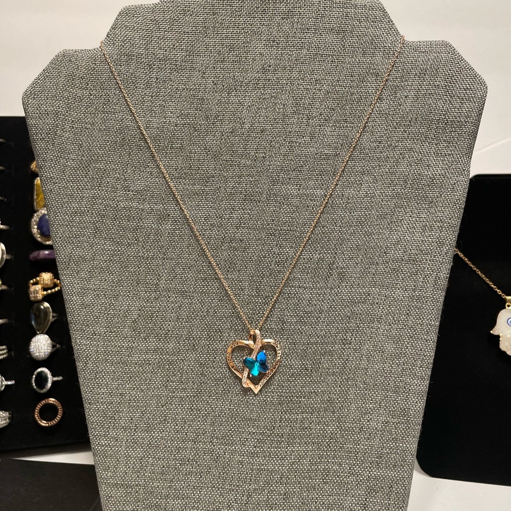 DEPARTMENT STORE NECKLACE ALL NAME BRANDED